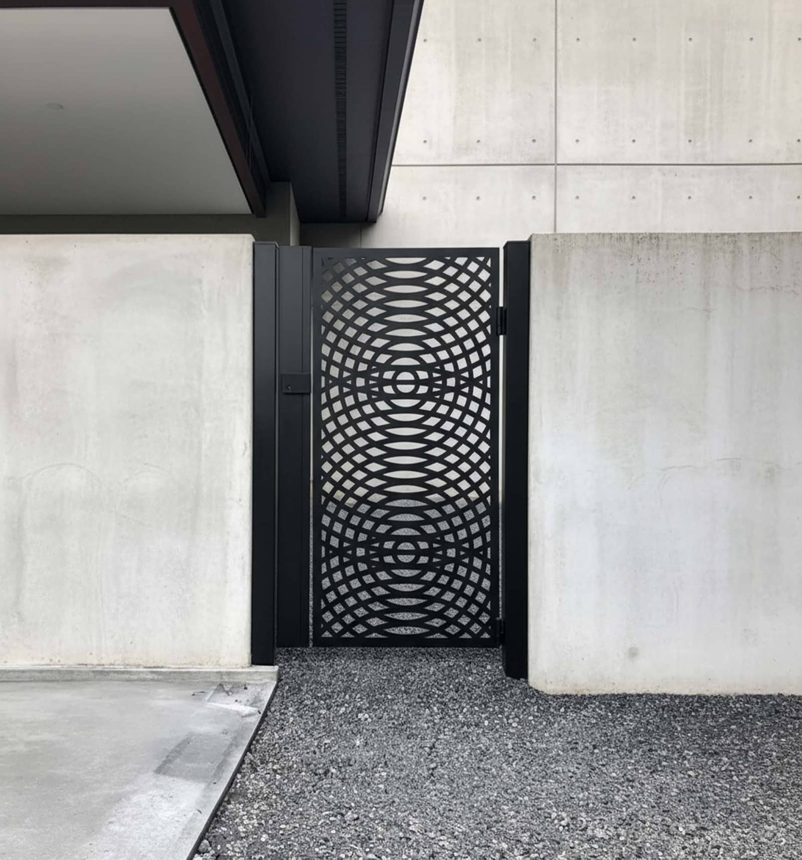 بوابة مدخل مقصوصة بالليزر