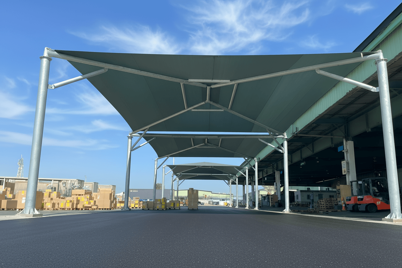 المستودعات المركزية لعبد اللطيف جميل (لكزس)