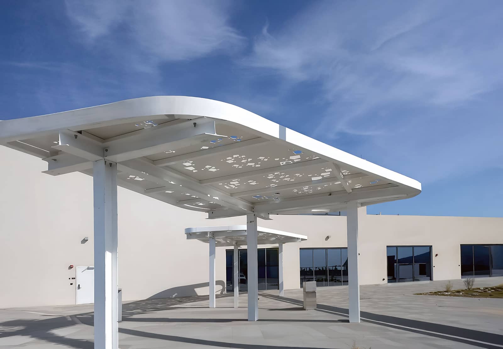 مظلة مقصوصة بالليزر