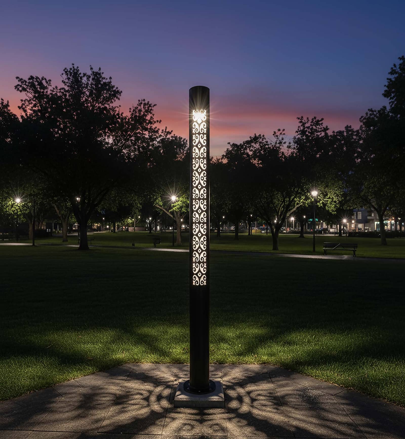 عمود بتصميم مخصص