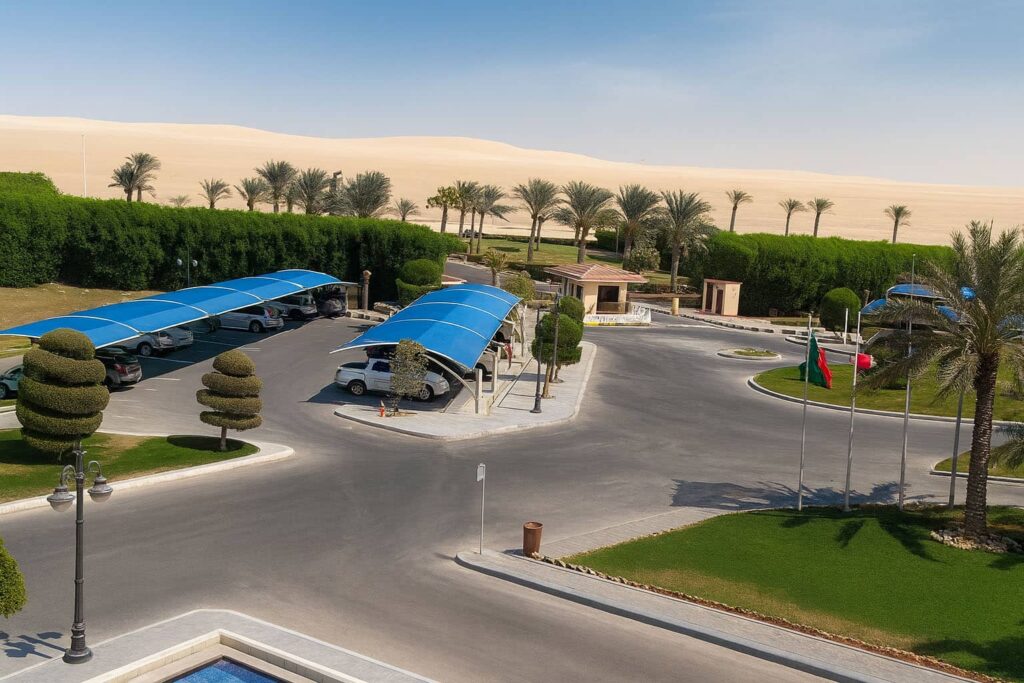 هوليدي إن – شاطئ نصف القمر